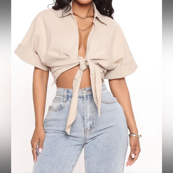 CREAM BEACH TOP - Picture 1 of 3